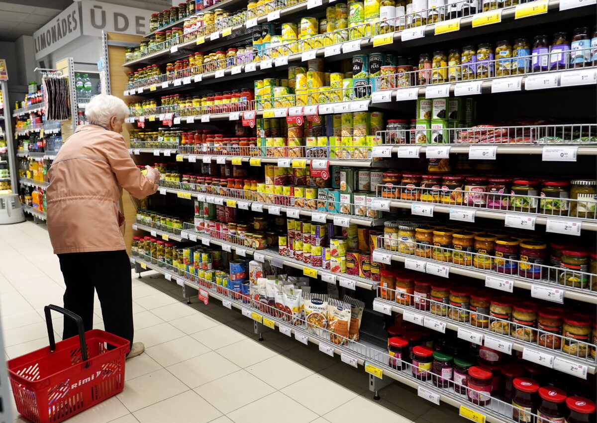 Во вторник будет подписан меморандум о снижении цен на продукты питания