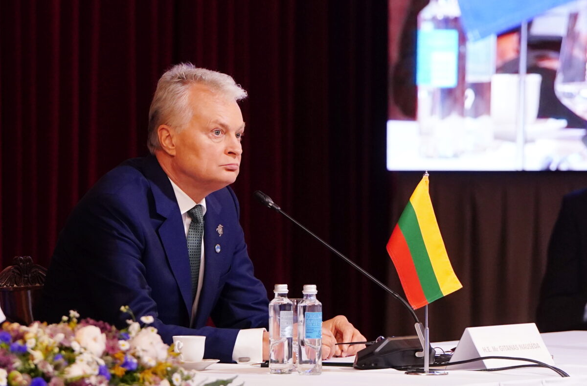 Президент Литвы дал прогноз о сроках окончания войны