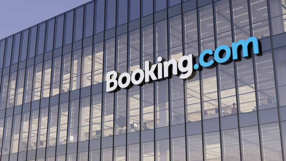 Латвия: долой Booking.com!