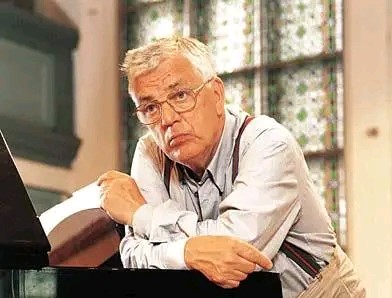 Латвия: Раймонд Паулс стал командором