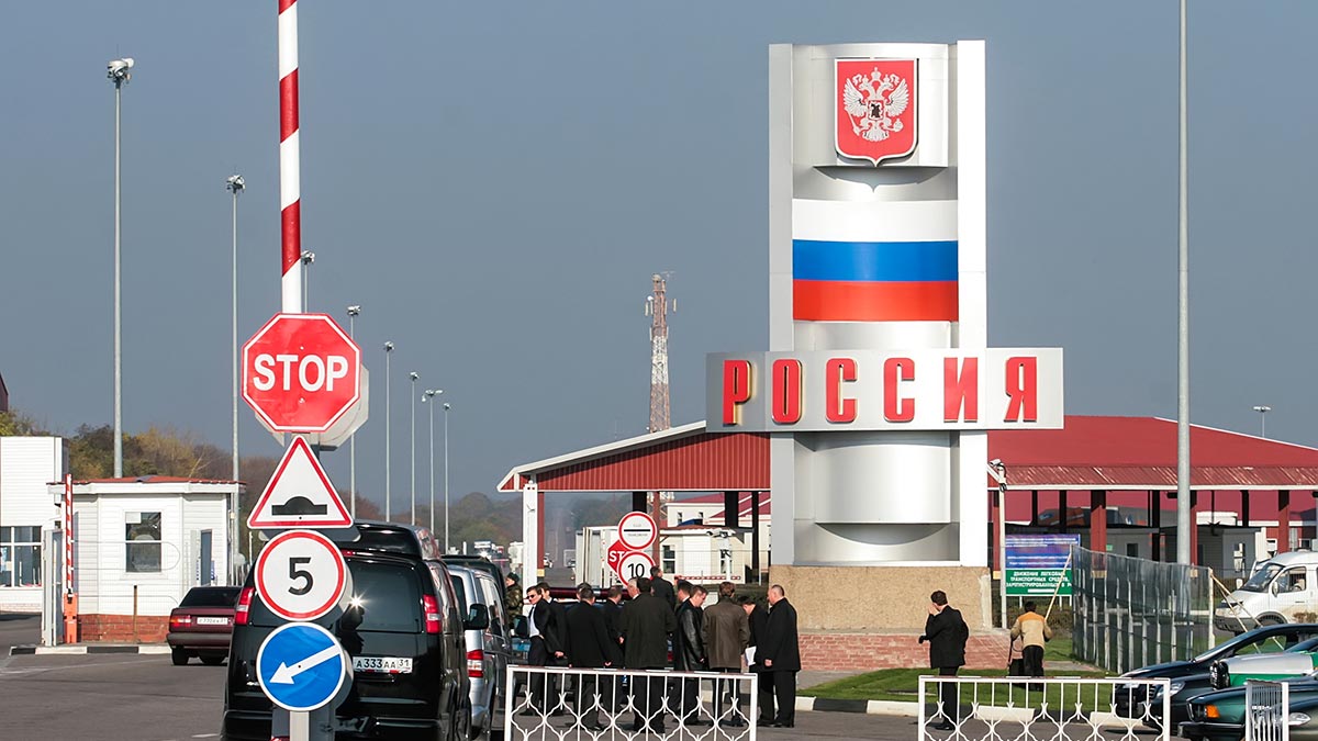 Россия: иностранцы начнут повсеместно сдавать