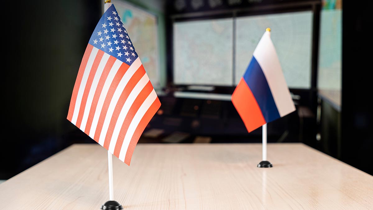 Саммит: "титанические попытки" сорвать диалог Россия – США