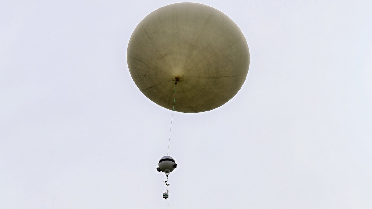 Литва: за «летающие сигареты» будут давать срок