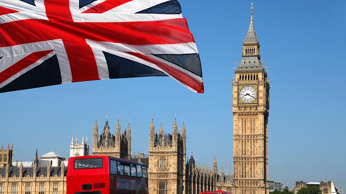 Британия: госдолг вырос втрое