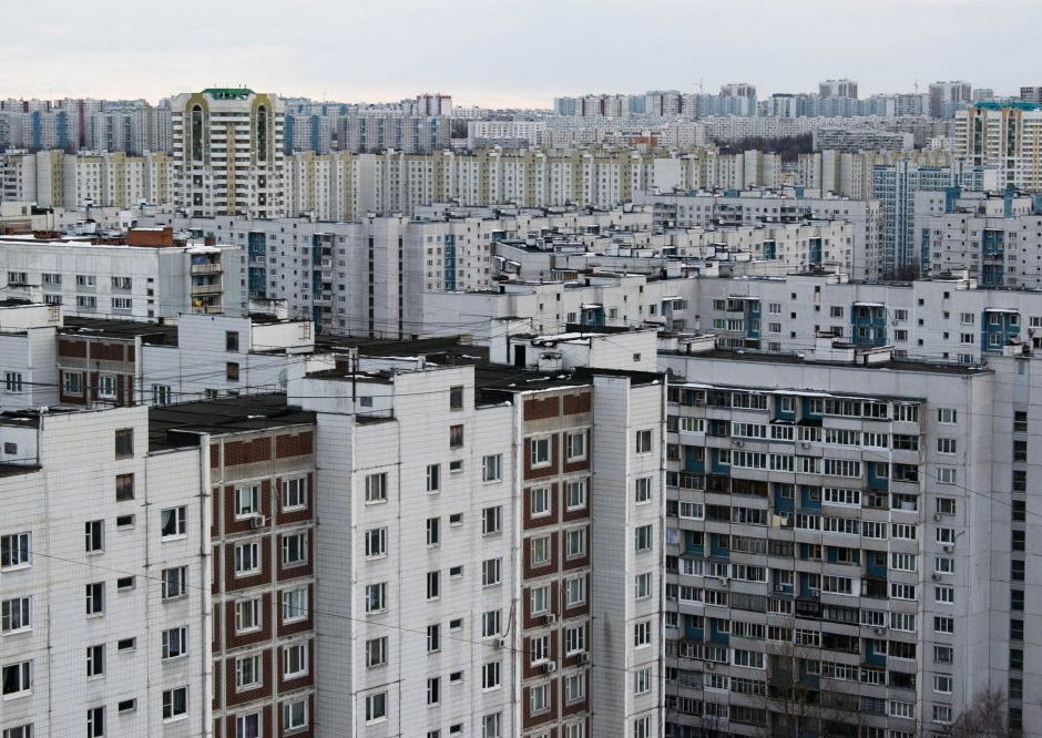 Латвия: жильцов многоквартирных домов ставят перед выбором