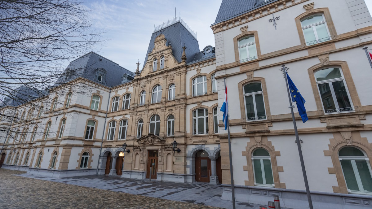 Люксембург: давайте без ультиматумов!