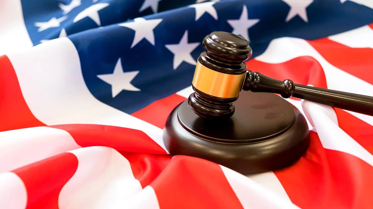 Россия: иск по царским бондам послан на фиг