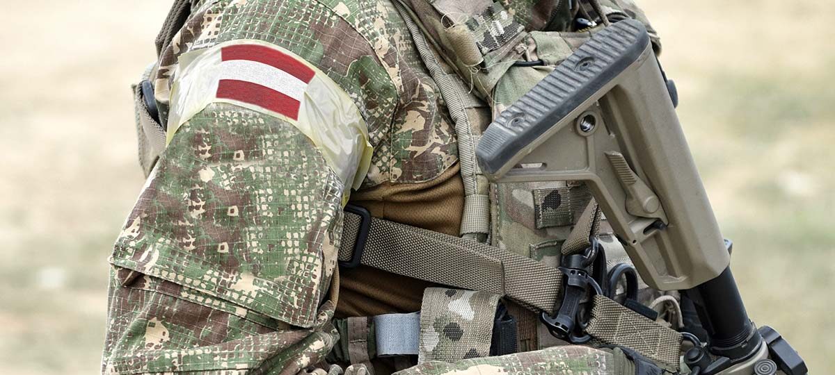 Латвия: пушки вместо масла