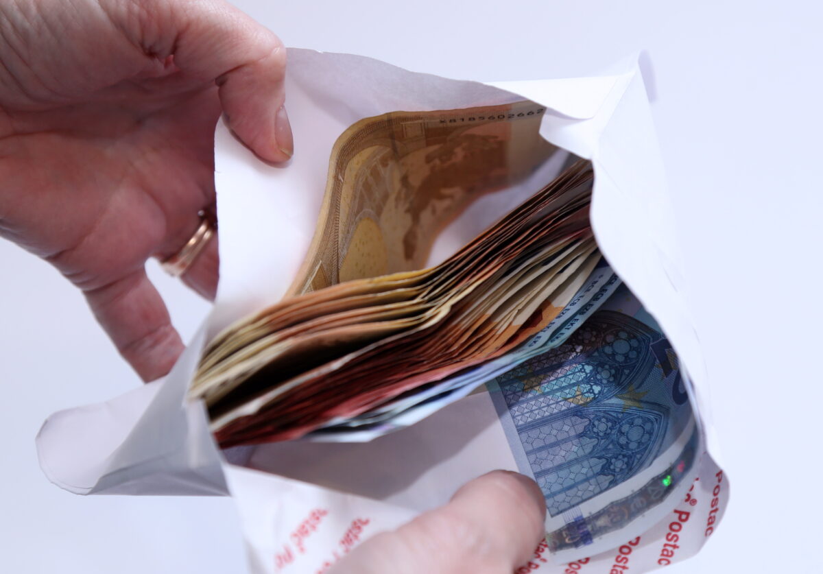 Латвия: если вам не вернули налог…