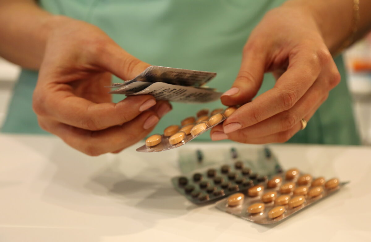 Латвия: недоступность лекарств