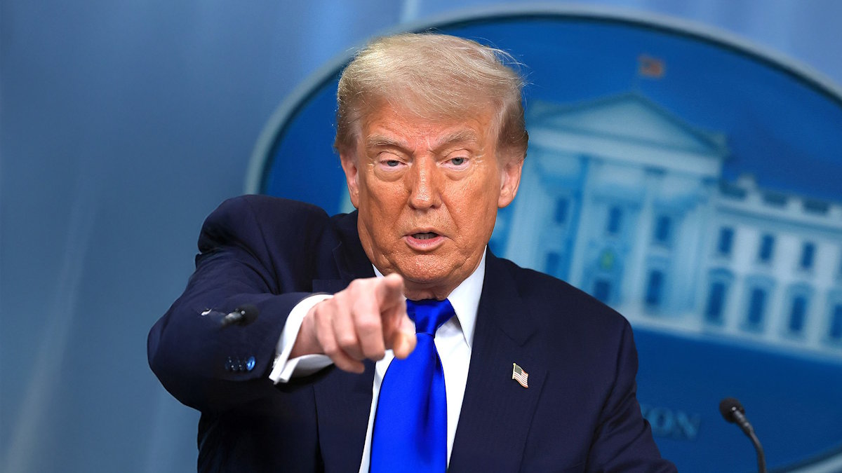 Трамп: Обаму - в бараки!