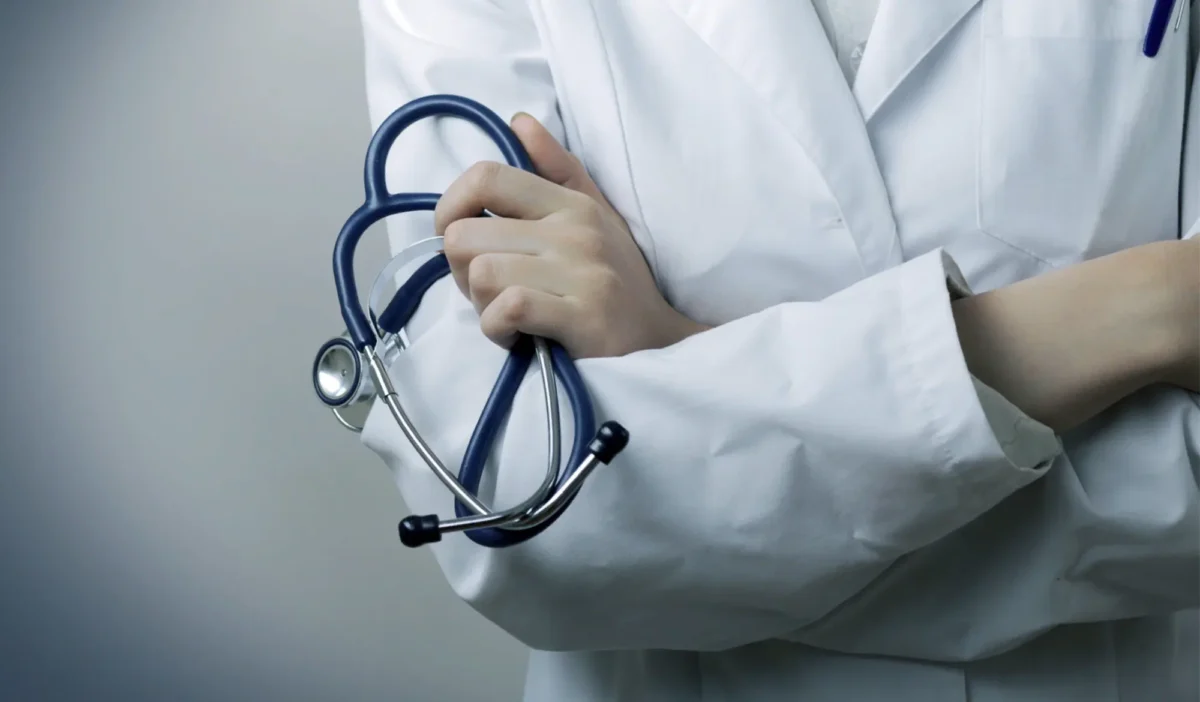 Латвия: бумажные истории болезней – на свалку?