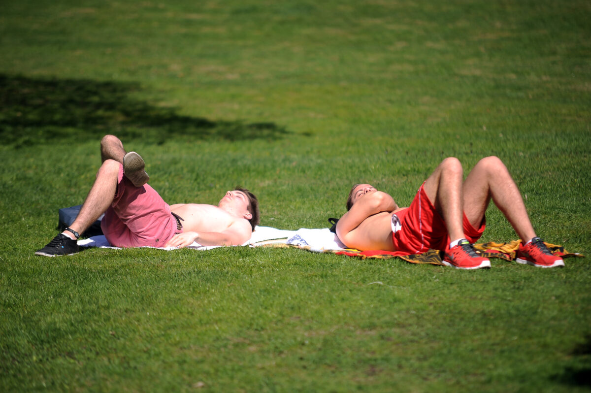 Латвия: время неучей