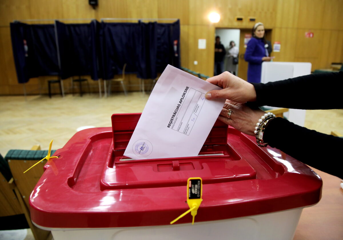 Латвия: как поработать на выборах