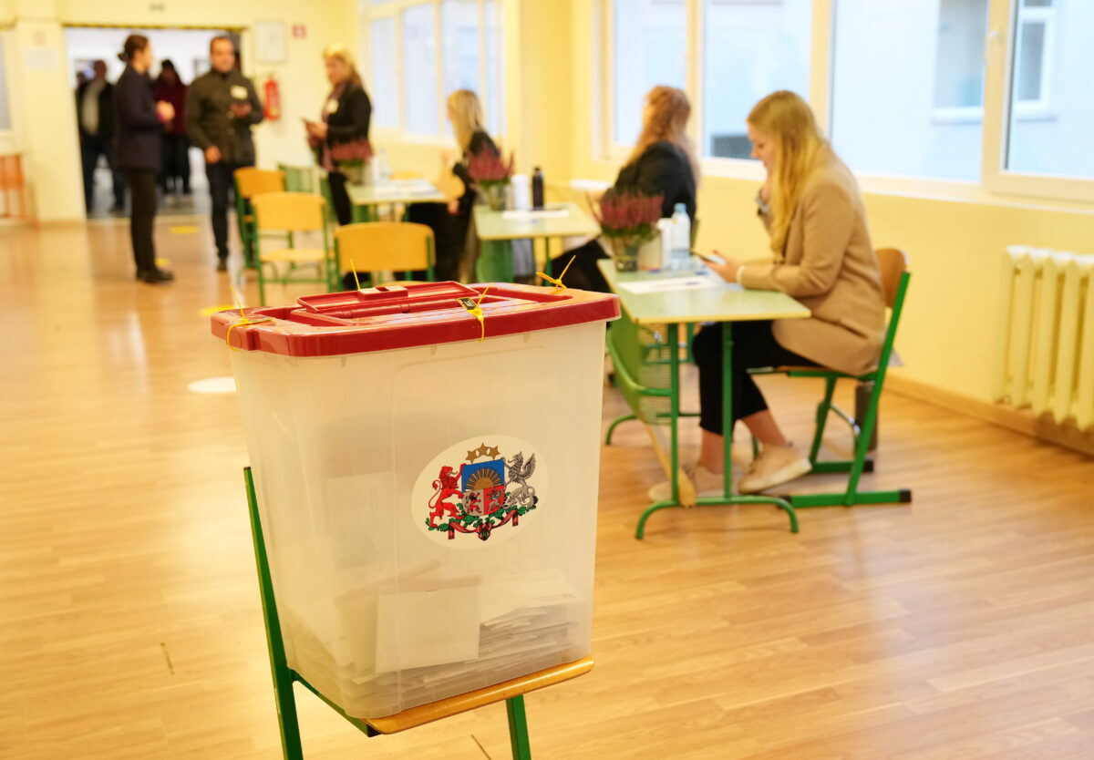 Латвия: у ЦИК несколько планов