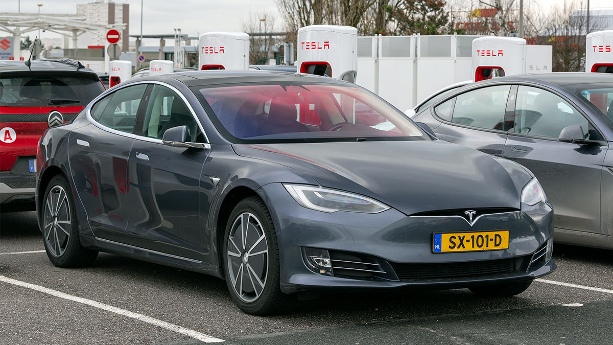 Драйв: последние Model S и Model X