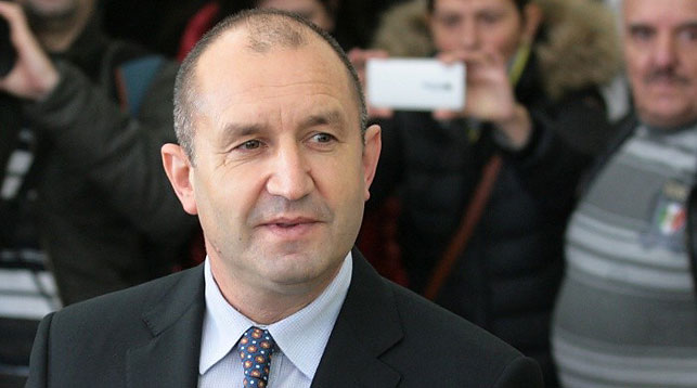 Болгария: экс-президент получил мандат