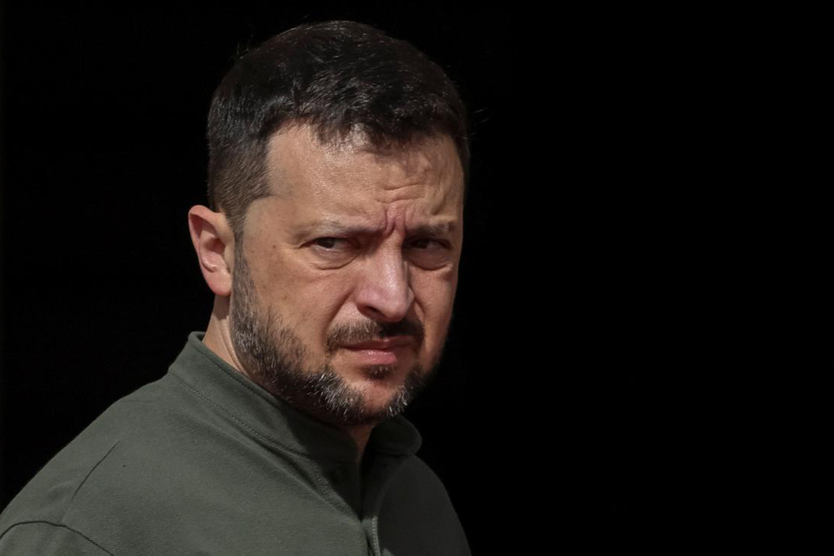 Украина: Зеленский передаст
