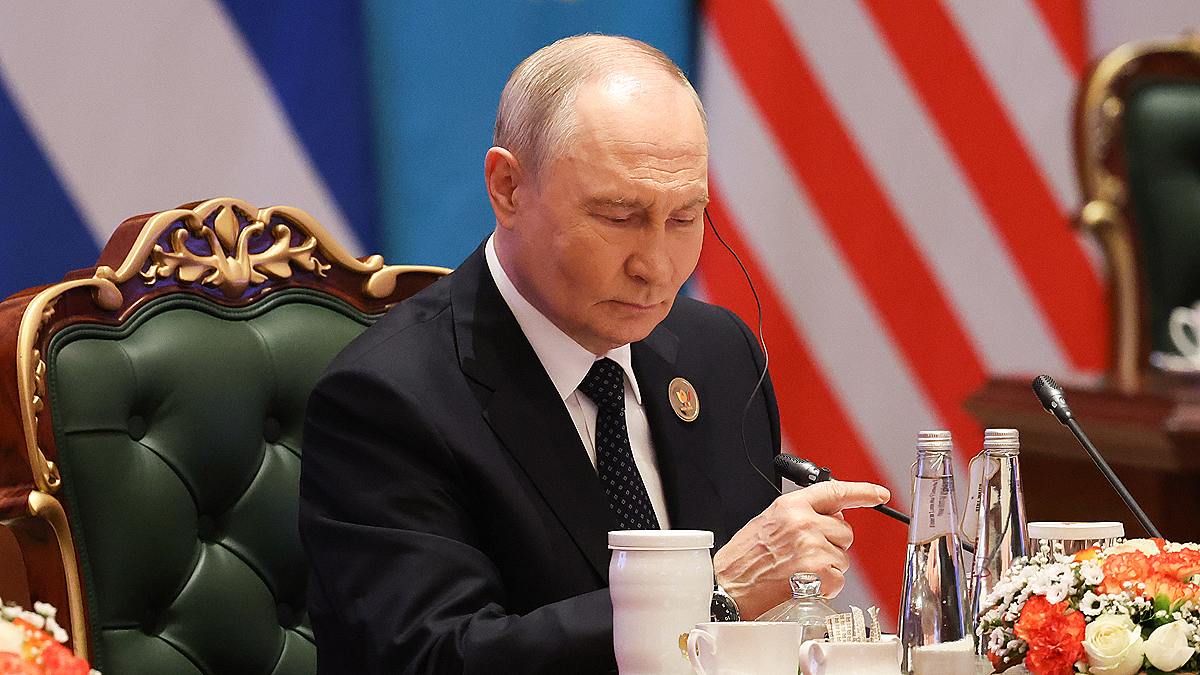 Россия: Путин к Трампу не поедет