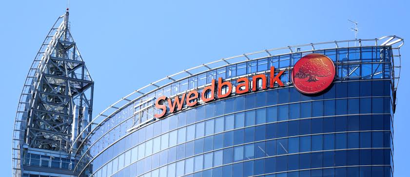 Балтия: Swedbank выбросит людей на улицу